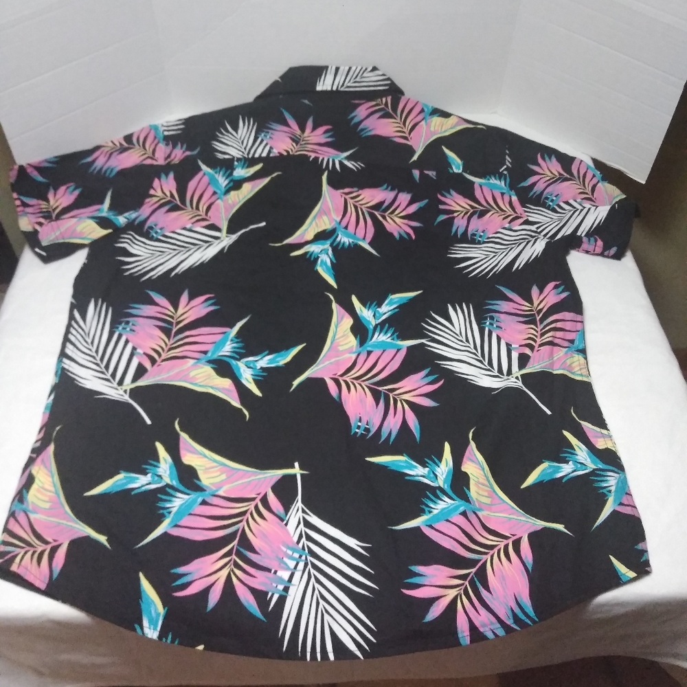 Original Use Floral Print Button Up Shirt - Picture 4 of 6